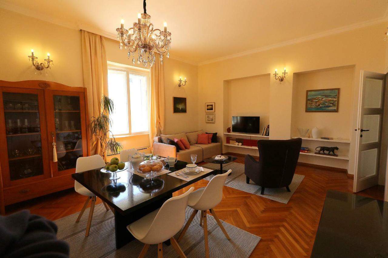 Apartment Miramare On The Beach Сплит Экстерьер фото